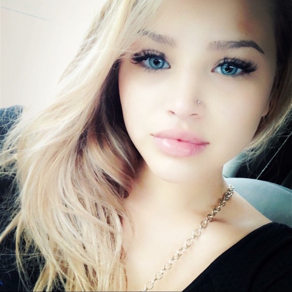 Meet your Posher, Jaslin - Picture 1 of 1